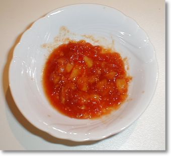 Foto: Kleines Schlchen mit Tomaten-Chutney